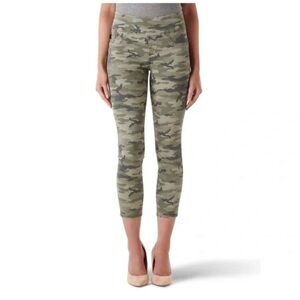 Rock & Republic Green Camouflage Cropped Jeans